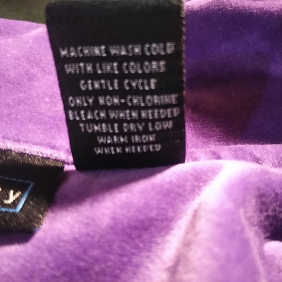 Purple "Velvet" Jacket Trucker Profile Size Large Brand Is (r)relativity EUC - Picture 13 of 13
